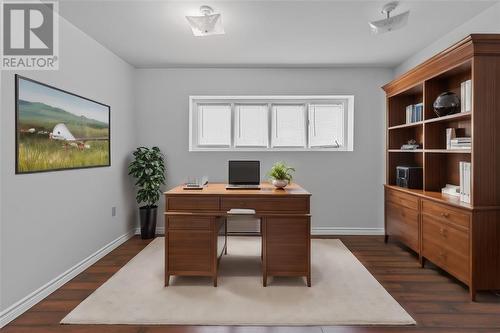 10 Sunset Street, St John'S, NL - Indoor Photo Showing Office