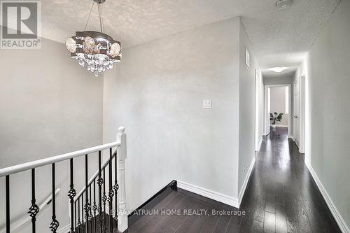 92 Milliken Meadows Drive, Markham, ON - Indoor Photo Showing Other Room