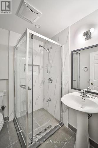 92 Milliken Meadows Drive, Markham, ON - Indoor Photo Showing Bathroom