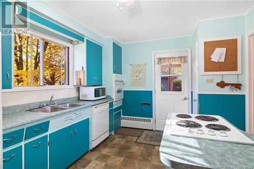 21 Kennedy Court, Fredericton, NB - Indoor Photo Showing Kitchen With Double Sink