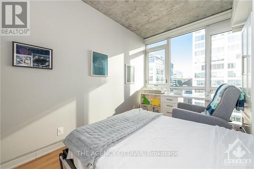 1810 - 324 Laurier Avenue, Ottawa, ON - Indoor Photo Showing Bedroom