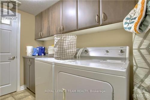 2092 Madrid Avenue, Ottawa, ON - Indoor Photo Showing Laundry Room