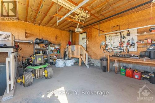 4883 2Nd Line Road, South Glengarry (724 - South Glengarry (Lancaster) Twp), ON - Indoor Photo Showing Garage