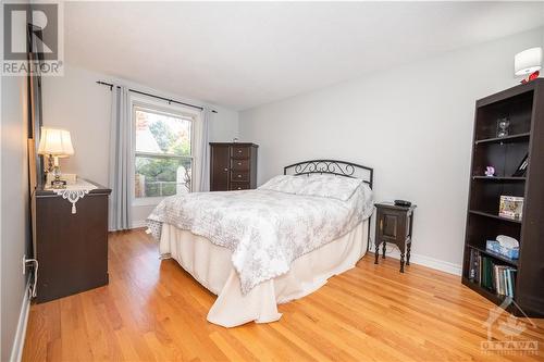 7858 Decarie Drive, Ottawa, ON - Indoor Photo Showing Bedroom