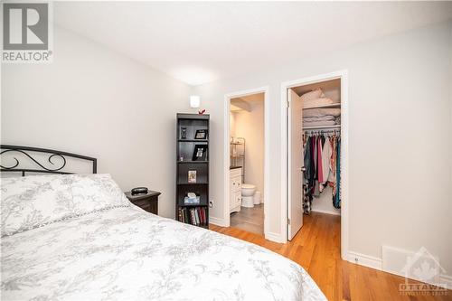 7858 Decarie Drive, Ottawa, ON - Indoor Photo Showing Bedroom