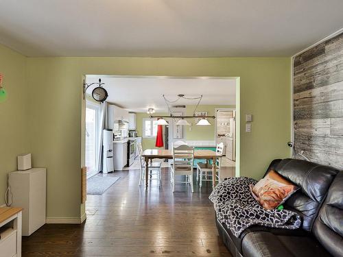 Salon - 60 Rue Lefebvre, Terrebonne (Terrebonne), QC - Indoor Photo Showing Living Room