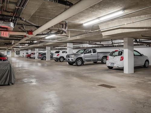 216-5650 Edgewater Lane, Nanaimo, BC - Indoor Photo Showing Garage