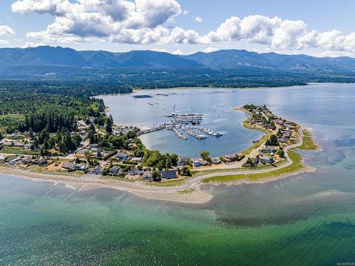 200 Crome Point Rd, Bowser, BC 