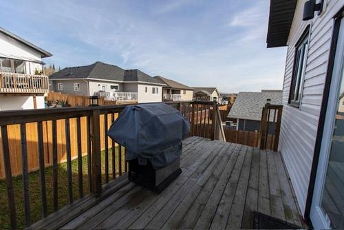 516 Tuscany Court, Thunder Bay, ON - Outdoor With Deck Patio Veranda With Exterior