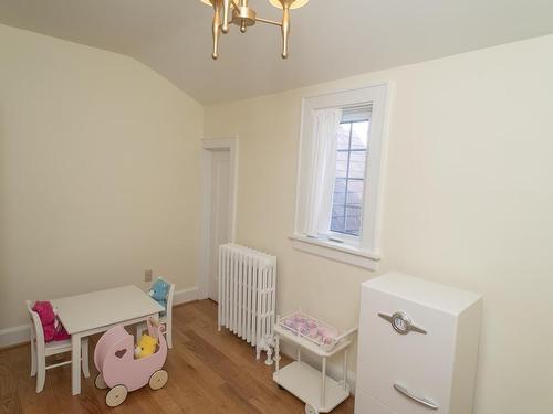 144 High Street, Thunder Bay, ON - Indoor Photo Showing Other Room