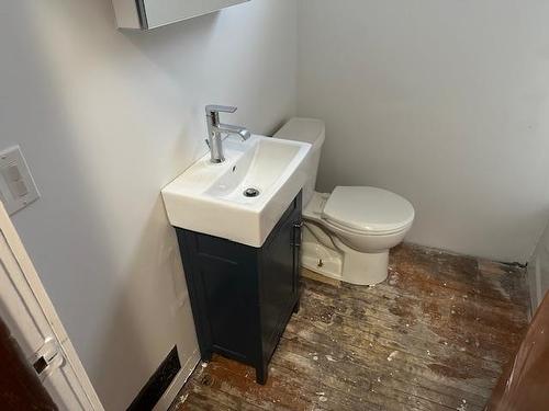 317 Finlayson. St., Thunder Bay, ON - Indoor Photo Showing Bathroom