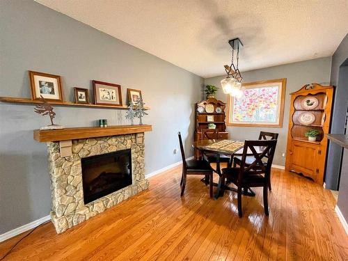 28 Michano Drive, Marathon, ON - Indoor Photo Showing Other Room With Fireplace