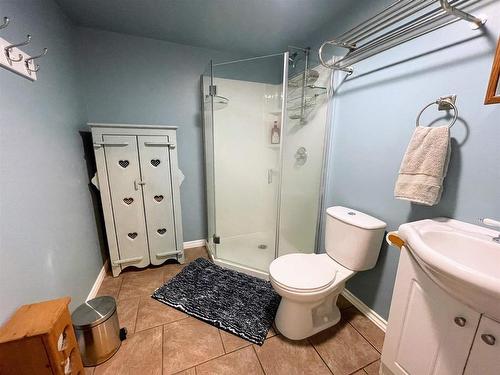 28 Michano Drive, Marathon, ON - Indoor Photo Showing Bathroom