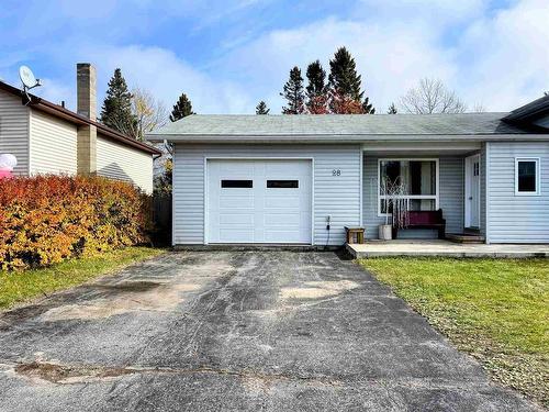 28 Michano Drive, Marathon, ON - Outdoor