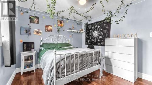 2145 Quarrier Road, London, ON - Indoor Photo Showing Bedroom