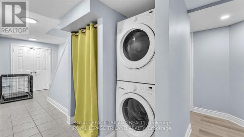 2145 Quarrier Road, London, ON - Indoor Photo Showing Laundry Room