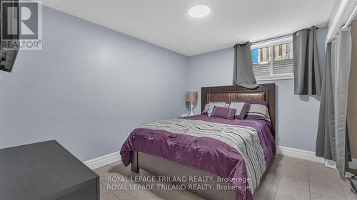 2145 Quarrier Road, London, ON - Indoor Photo Showing Bedroom