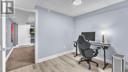 2145 Quarrier Road, London, ON - Indoor Photo Showing Office