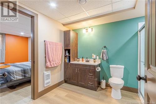 11 Walsh Avenue, Campbellton, NB - Indoor Photo Showing Bathroom