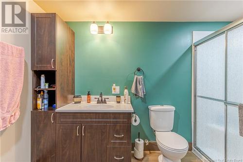 11 Walsh Avenue, Campbellton, NB - Indoor Photo Showing Bathroom