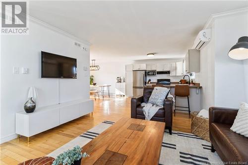 11 Cabernet Court, Dieppe, NB - Indoor Photo Showing Living Room