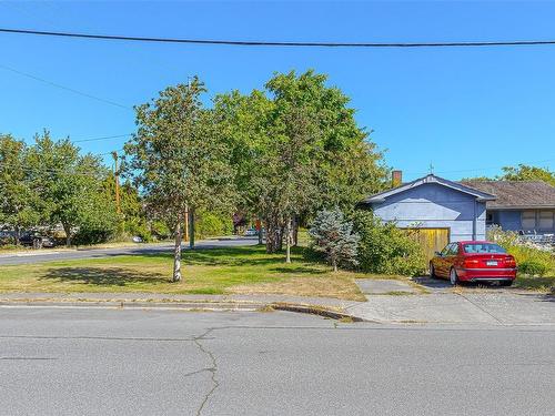 2409 Currie Rd, Oak Bay, BC 