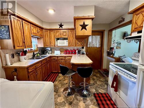 52 Bungalow Row, Plaster Rock, NB - Indoor Photo Showing Kitchen With Double Sink