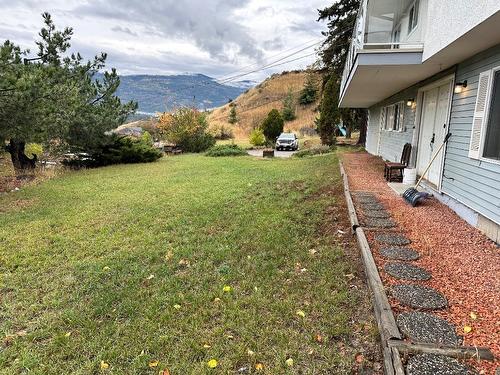 7910 Lakeview Drive, Coldstream, BC - Outdoor