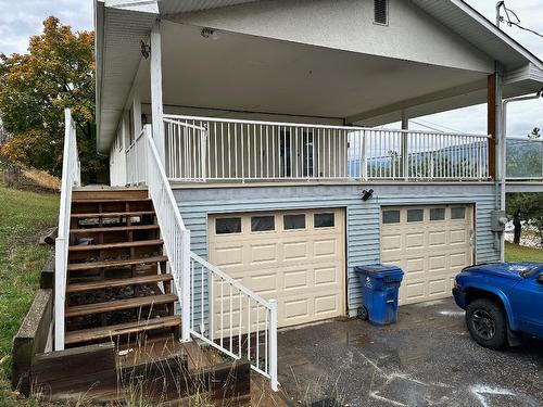 7910 Lakeview Drive, Coldstream, BC - Outdoor With Exterior