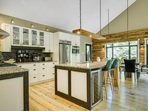 Cuisine - 10 Ch. Pierre, Mille-Isles, QC - Indoor Photo Showing Kitchen