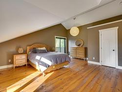 Master bedroom - 