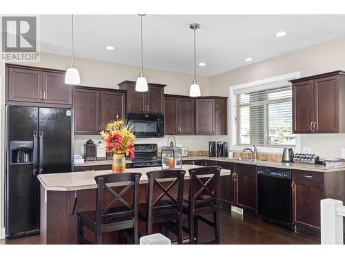 2165 Serrento Lane, West Kelowna, BC - Indoor Photo Showing Kitchen With Double Sink With Upgraded Kitchen