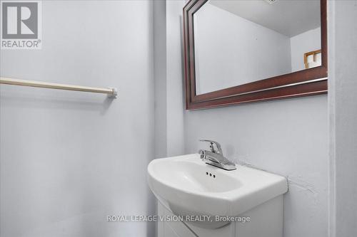 79 - 248 John Garland Boulevard W, Toronto, ON - Indoor Photo Showing Bathroom