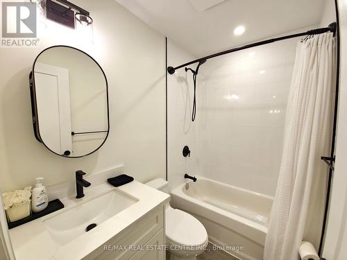 11719 Guelph Line, Milton, ON - Indoor Photo Showing Bathroom