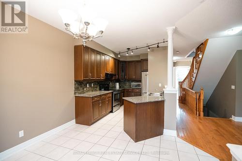 258 Holloway Terrace, Milton, ON - Indoor Photo Showing Kitchen