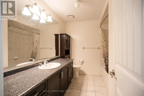 258 Holloway Terrace, Milton, ON - Indoor Photo Showing Bathroom