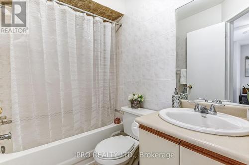 47 Muirland Crescent, Brampton, ON - Indoor Photo Showing Bathroom