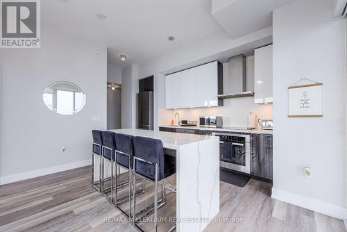 6307 - 30 Shore Breeze Drive, Toronto, ON - Indoor Photo Showing Kitchen