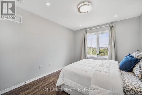 30 - 2500 Post Road, Oakville, ON - Indoor Photo Showing Bedroom