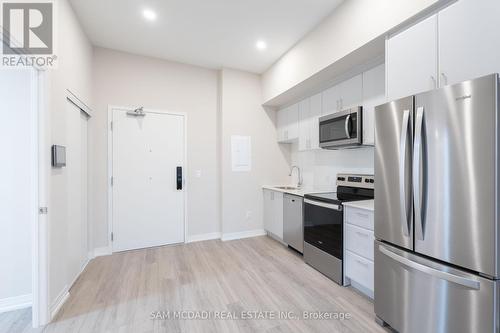 Uph 50 - 50 Herrick Avenue, St. Catharines, ON - Indoor Photo Showing Kitchen With Stainless Steel Kitchen