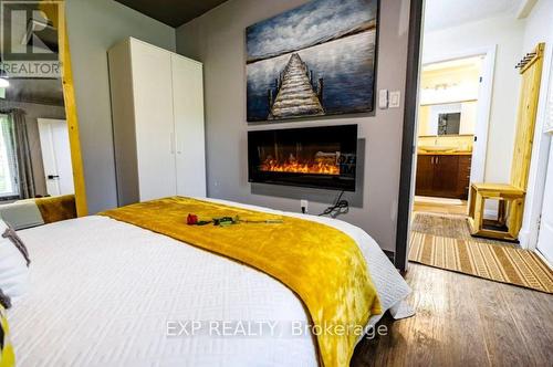 81 Bigford Road, Quinte West, ON - Indoor Photo Showing Bedroom