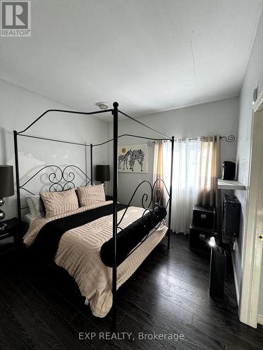 81 Bigford Road, Quinte West, ON - Indoor Photo Showing Bedroom