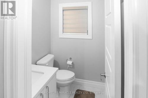 Upper - 1515 Dylan St. Street, London, ON - Indoor Photo Showing Bathroom