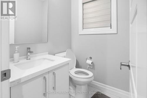 Upper - 1515 Dylan St. Street, London, ON - Indoor Photo Showing Bathroom