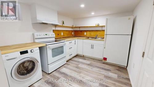 Bsmt - 42 Shanley Street, Kitchener, ON - Indoor Photo Showing Laundry Room