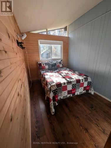 449 Balsam Chutes Road, Huntsville, ON - Indoor Photo Showing Bedroom