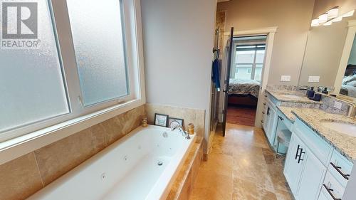 10712 109 Street, Fort St. John, BC - Indoor Photo Showing Bathroom