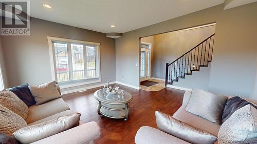 10712 109 Street, Fort St. John, BC - Indoor Photo Showing Living Room