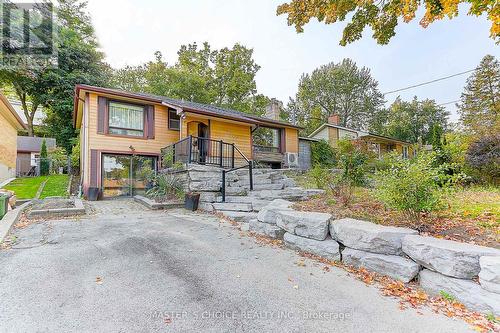 326 Jaybell Grove, Toronto, ON - Outdoor