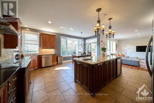 1030 Goward Drive, Ottawa, ON - Indoor Photo Showing Kitchen